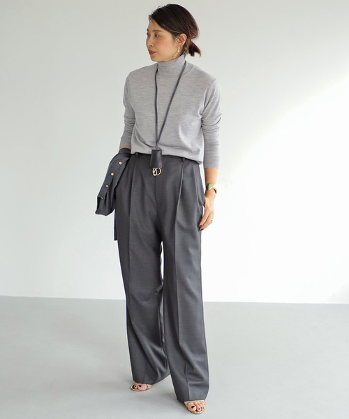 Deuxieme Classe（ドゥーズィエムクラス）の「*FF30 タートルネック