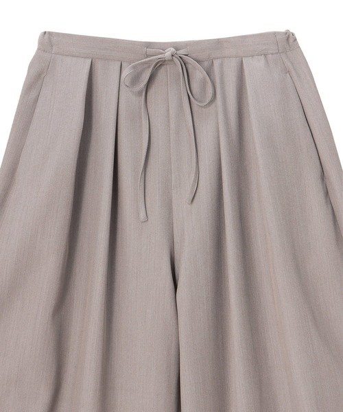 ETRE TOKYO（エトレトウキョウ）の「キャバルリーツイルワイドパンツ
