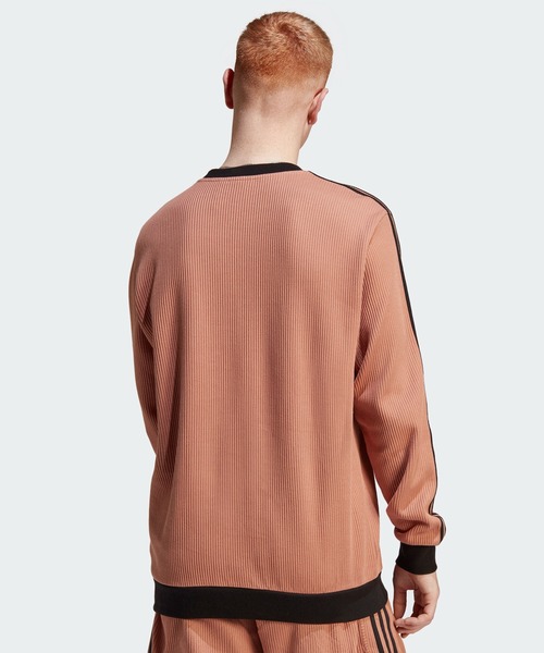 adidas（アディダス）の「アディカラー クラシックス ワッフル クルー