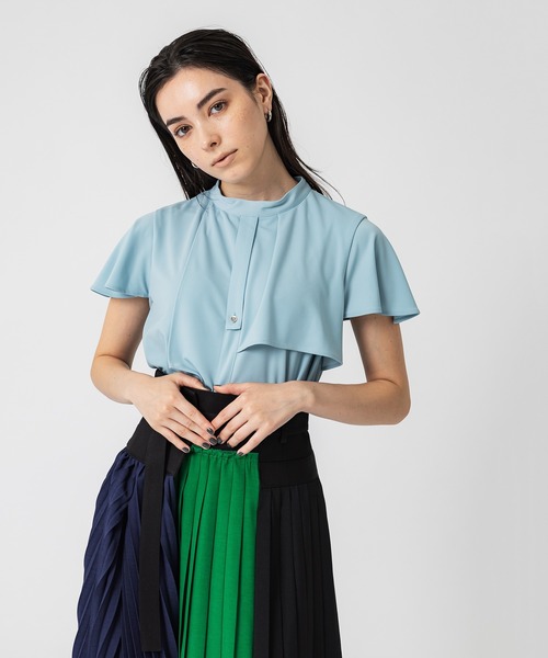 UNITED TOKYO（ユナイテッドトウキョウ）の「フレアスリーブスムース