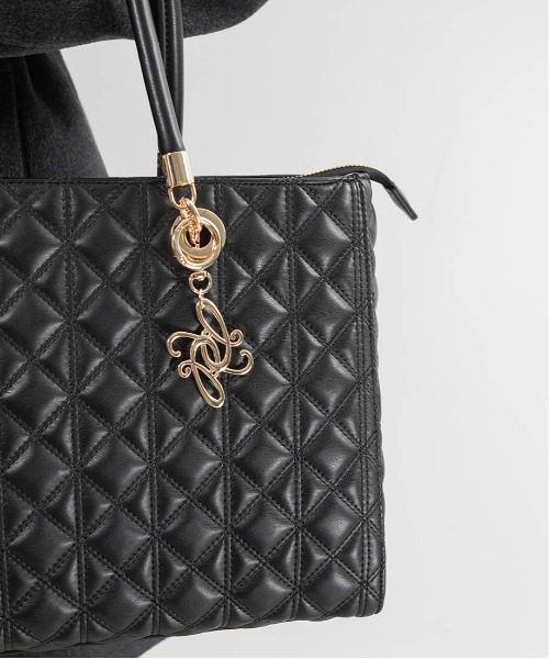 RANDA（ランダ）の「【A4対応】2WAYキルティングラージバッグ（トート