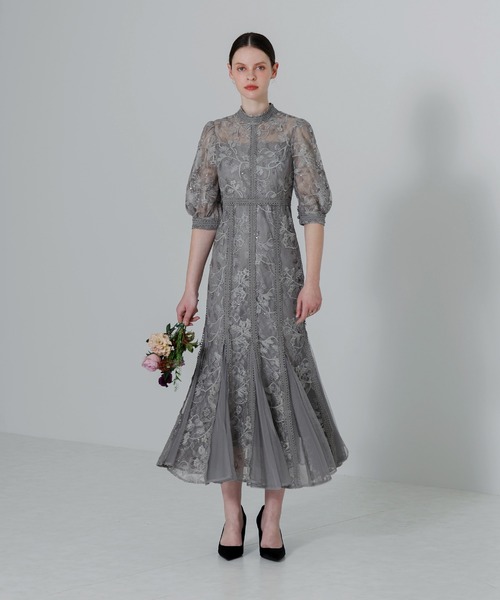 Leja（レジャ）の「【LEJA】ラメ花柄刺繍ポイントレース加工チュール