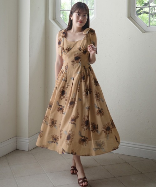 Her lip to（ハーリップトゥー）の「Sunflower-Printed Midi Dress
