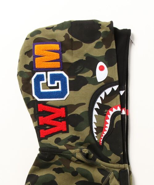 A BATHING APE（アベイシングエイプ）の「1ST CAMO DOUBLE SHARK FULL