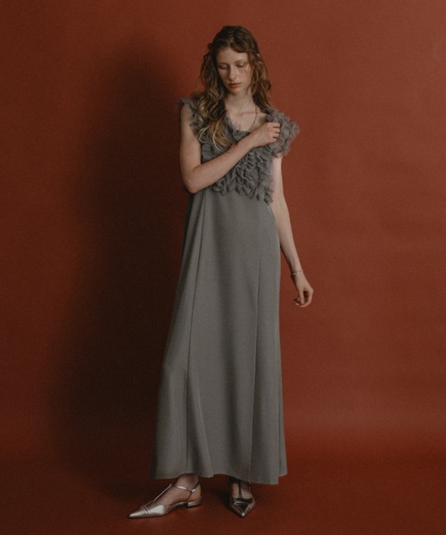 Many way frill dress（ドレス）｜et.UNiVER（エトユニベール）の