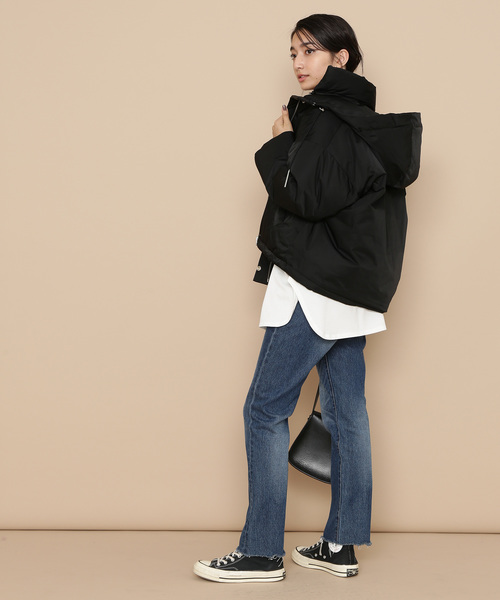 ADAM ET ROPE'（アダムエロペ）の「ALLIED ショート丈フードダウン