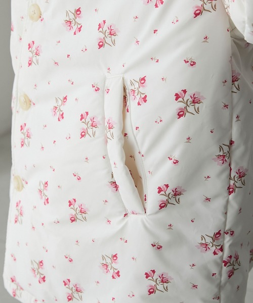 forksy.（フォルクシー）の「【forksy.】花柄リバーシブルフーディ中綿