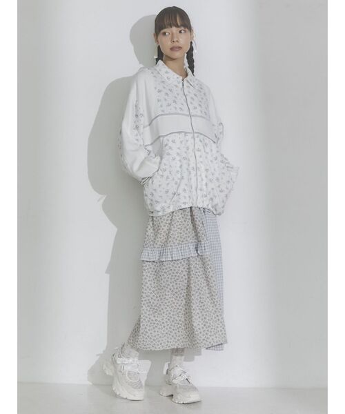 merry jenny（メリージェニー）の「floralコンビトラックジャケット