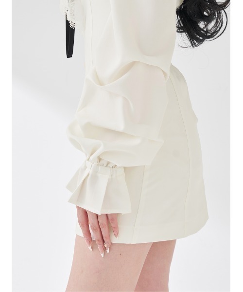 ショルダースカラップフリルシャツミニワンピース（ワンピース