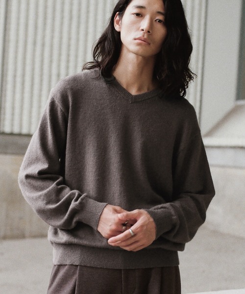 WYM LIDNM（ウィム バイ リドム）の「FOX BLEND STANDARD KNIT(V-NECK