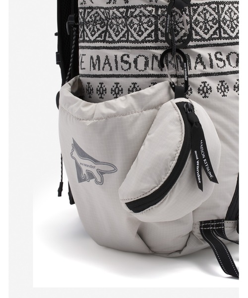 Maison Kitsune（メゾンキツネ）の「MK X AND WANDER 30L backpack