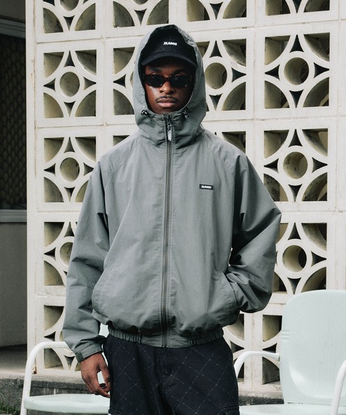 XLARGE（エクストララージ）の「RAGLAN HOODED JACKET（ナイロン