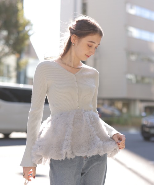 Rirandture（リランドチュール）の「チュールバールーンペプラムニット