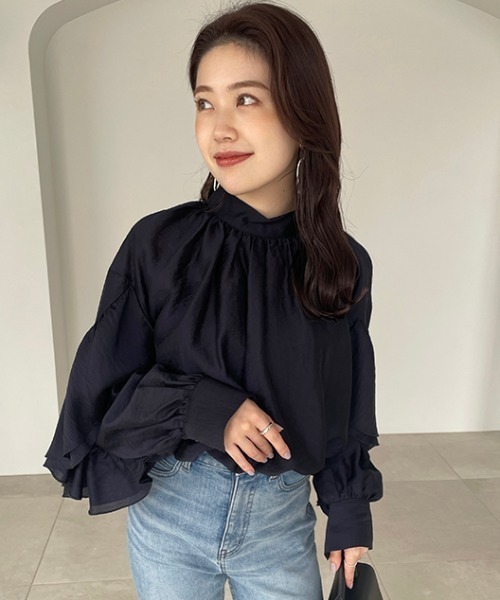 anuans（アニュアンス）の「フリルデザインシアーブラウス（シャツ
