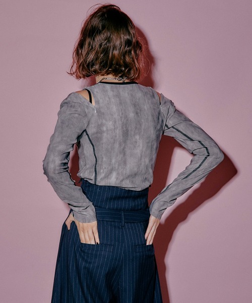 MAISON SPECIAL（メゾンスペシャル）の「Shoulder Zip Cut Top