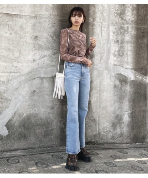 MOUSSY（マウジー）の「MVS FLARE L／BLU（デニムパンツ）」 - WEAR