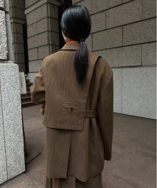 Ameri（アメリ）の「CONVERTIBLE HERRINGBONE JACKET（テーラード