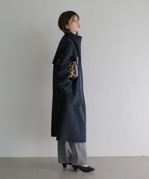 La TOTALITE（ラトータリテ）の「リバーハイネックロングコート