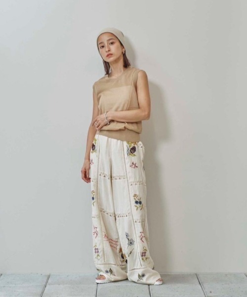 TODAYFUL（トゥデイフル）の「Embroidery Patchwork Trousers（その他