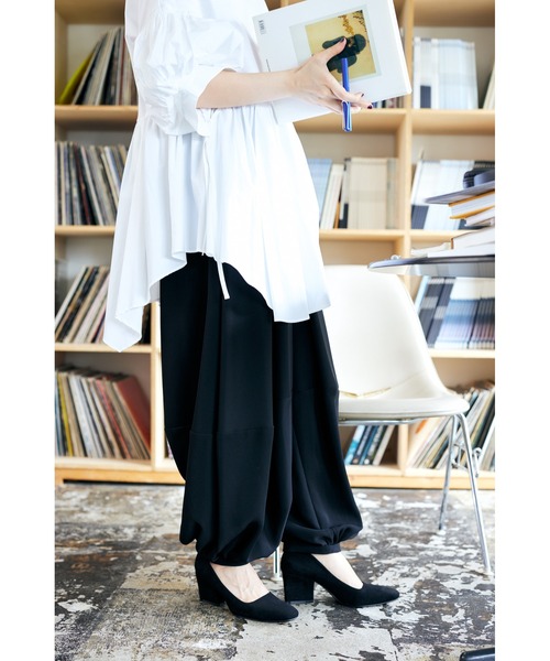 ENFOLD（エンフォルド）の「PEダブルクロス クロップドバルーンパンツ