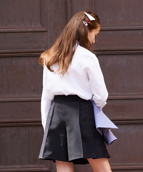 ELLE en noir（エルアンノアール）の「Wジャケットキュロットスーツ