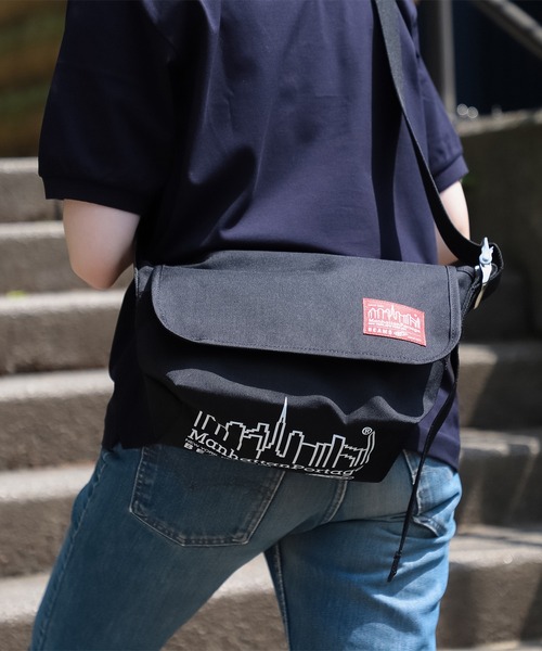 Manhattan Portage × BEAMS / 別注 1606V メッセンジャーバッグ NEW