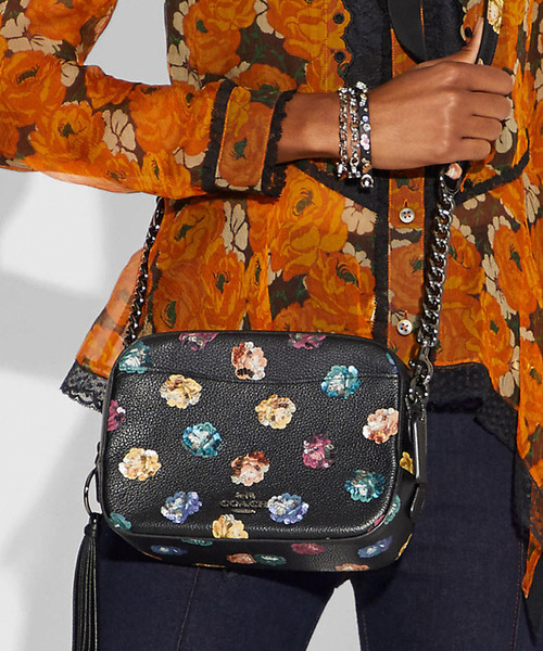 COACH（コーチ）の「【コーチ】カメラ バッグ ウィズ エンベリッシュド