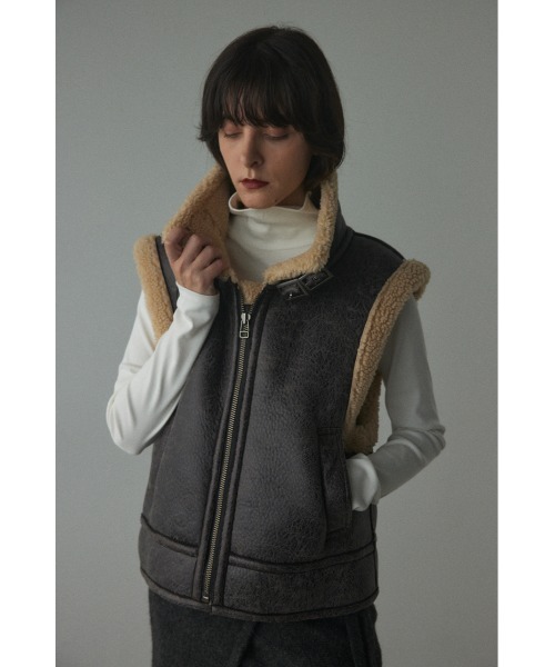 BLACK BY MOUSSY（ブラックバイマウジー）の「fake mouton vest