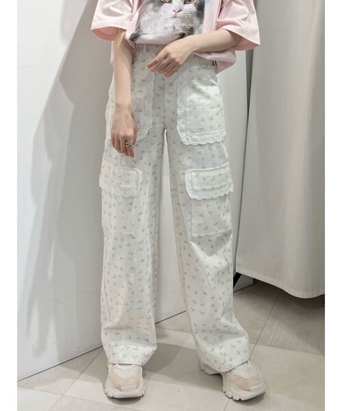 merry jenny（メリージェニー）の「petit flowerカーゴパンツ（カーゴ