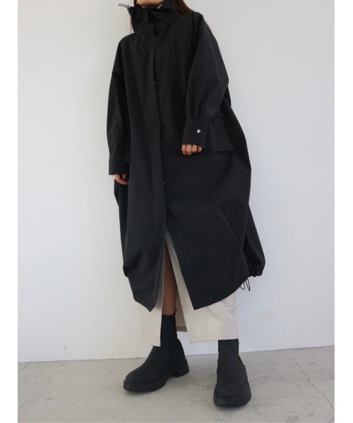 TRUNC（トランクエイティーエイト）の「Waterproof Tech Coat