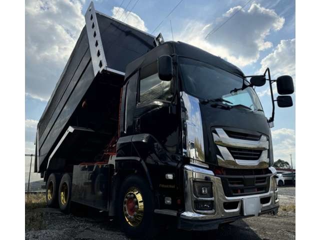 いすゞギガ ハイルーフ」の中古車を探す【カーセンサー】