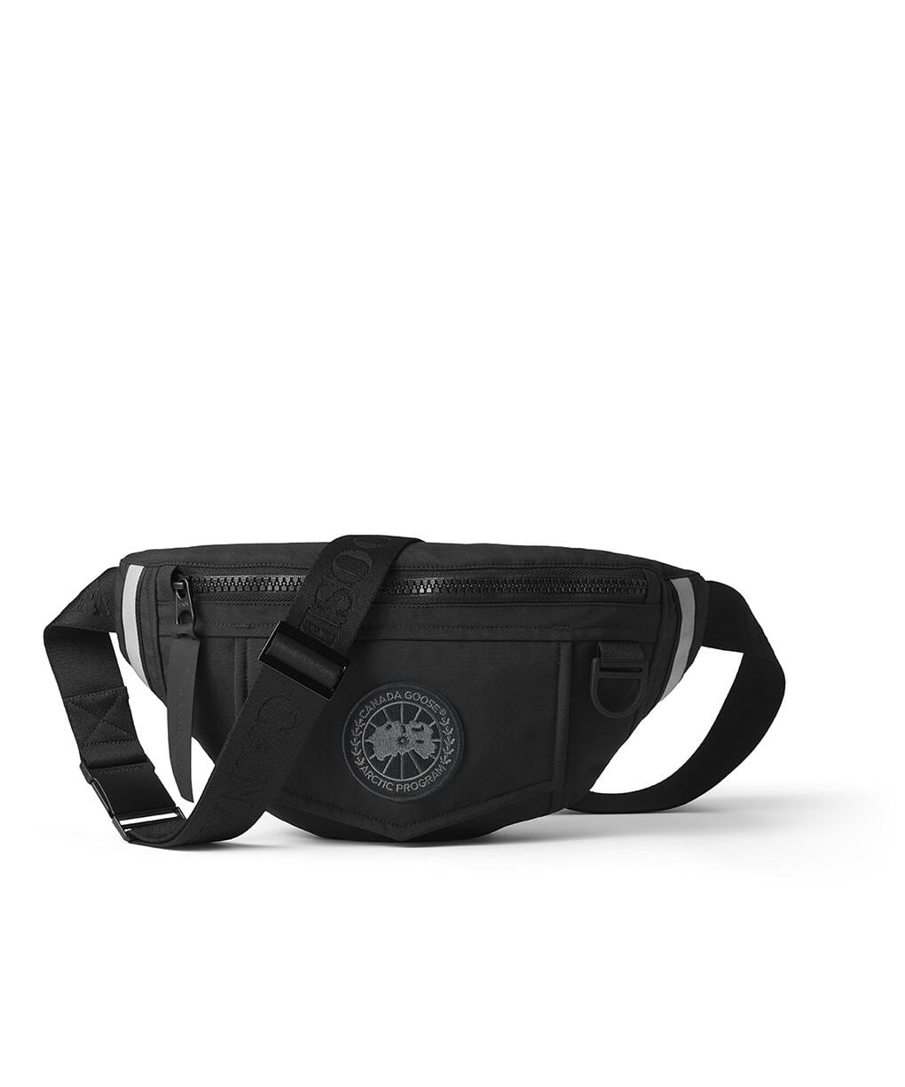 ウェスト パック ブラックレーベル(8833UB)｜カナダグース (CANADA