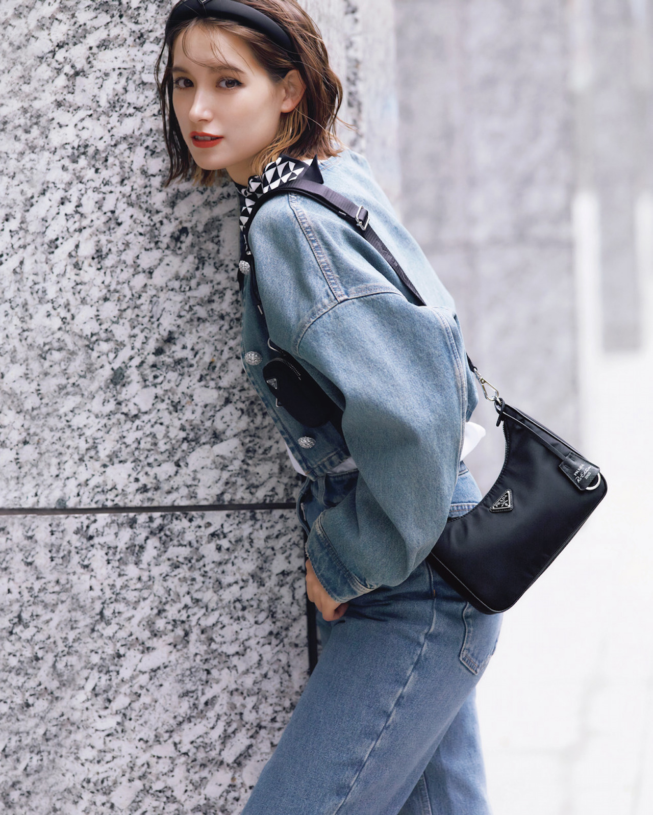 プラダ名品】バッグやバケハなど、絶大な人気を誇る「Re-Nylon