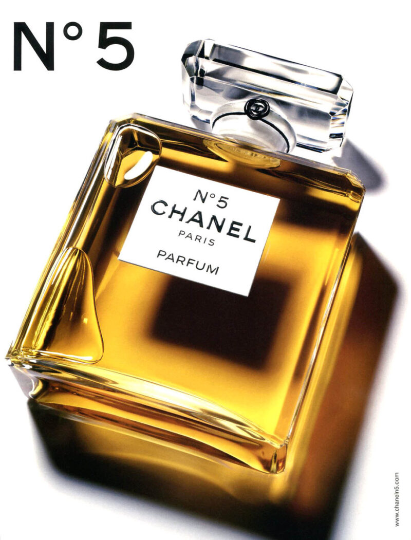 N°5（No.5） パルファム｜マリリン・モンローが愛した『香りのメイク