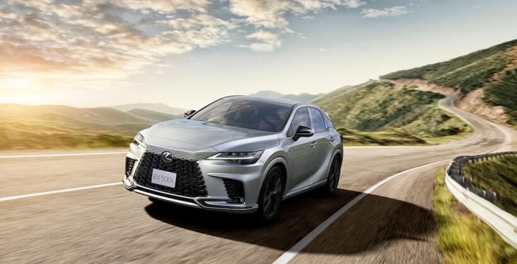 レクサス RX 新型解説｜価格一覧／グレード／内外装／新旧比較・中古