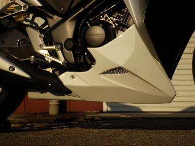 CBR250R(MC41) アンダーカウル/白ゲル | EIGHT （才谷屋ファクトリー
