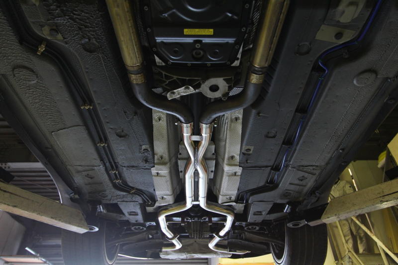 可変バルブシステム付きワンオフマフラー：マセラティ グラントゥー