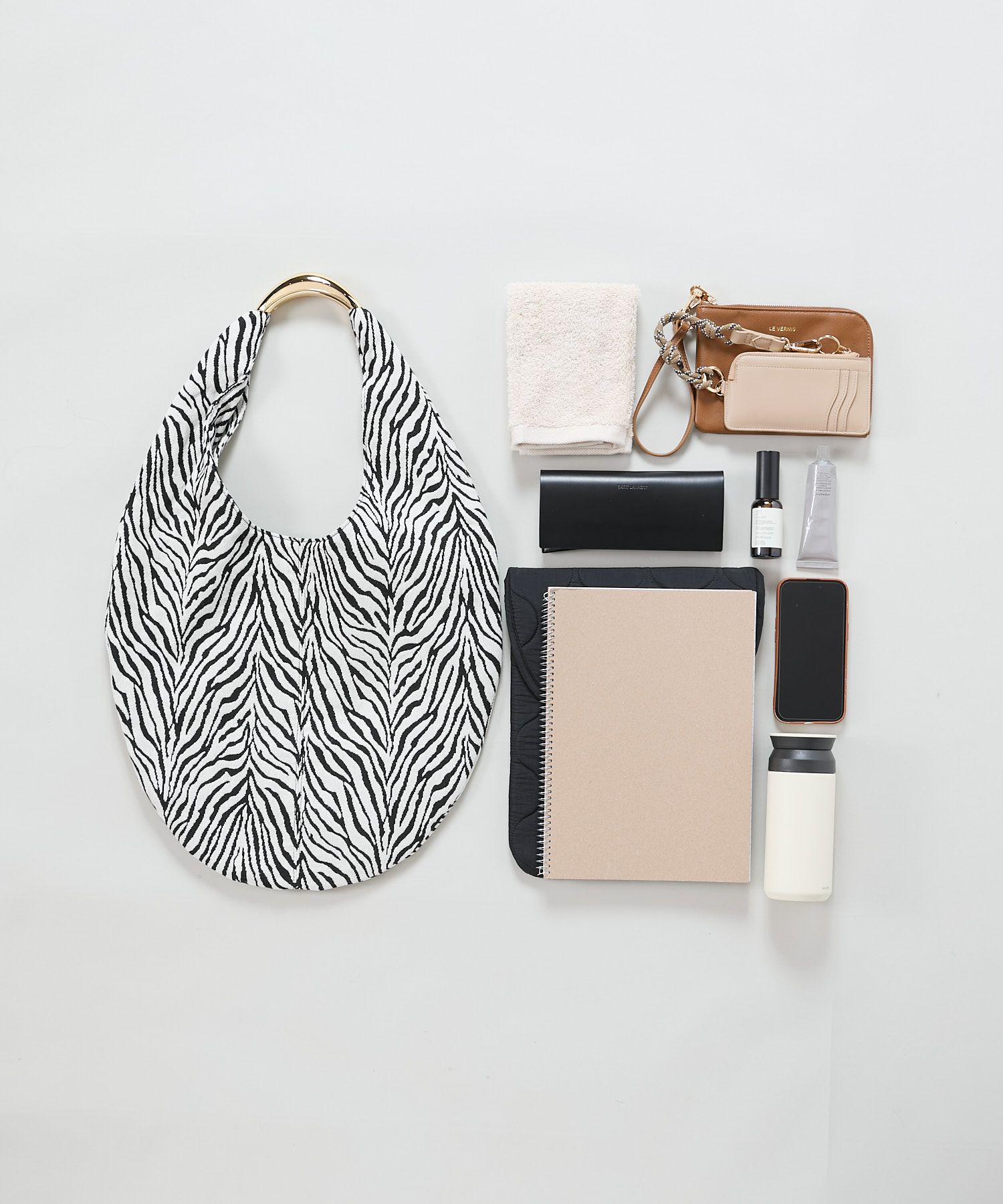 LE VERNIS] Sculpture bag M | CASSELINI ONLINE SHOP