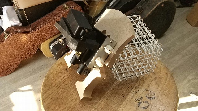 Billion 【 ビリオン 】 WOODBASS専用PICKUP 【 GOLD 24K 】 駒装着