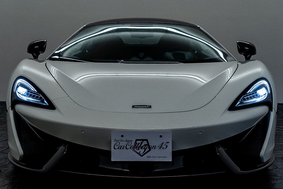マクラーレン 570S 正規ディーラー車 左ハンドル マクラーレン