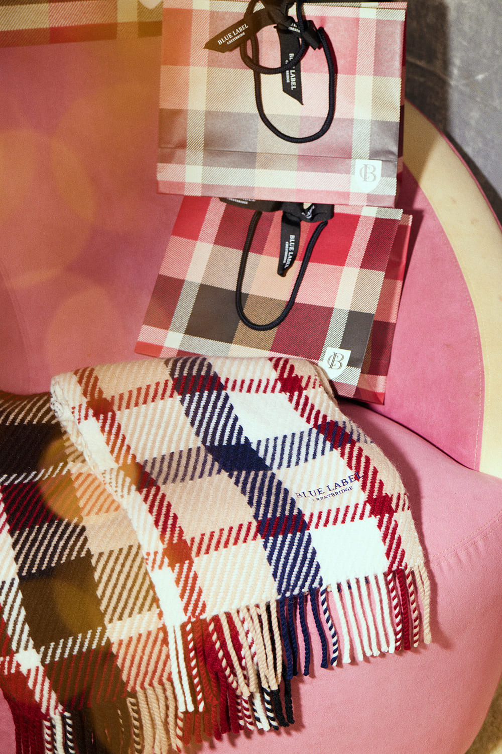 HOLIDAY MOOD BLUE LABEL CRESTBRIDGE｜BLUE LABEL CRESTBRIDGE(ブルー