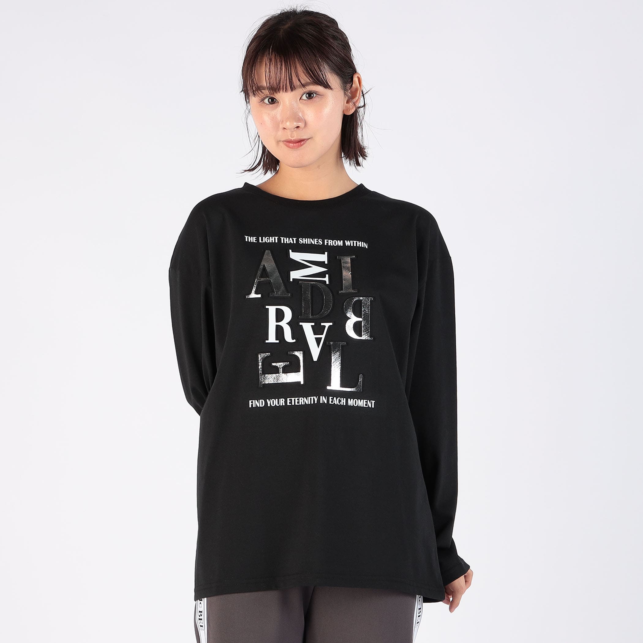 エンボスロゴクルーネック長袖カットソー｜カットソー｜CECIL McBEE