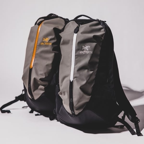 ARC'TERYX × BEAMS / 別注 ARRO 22 ReBIRD（TM）Backpack】｜ビームス