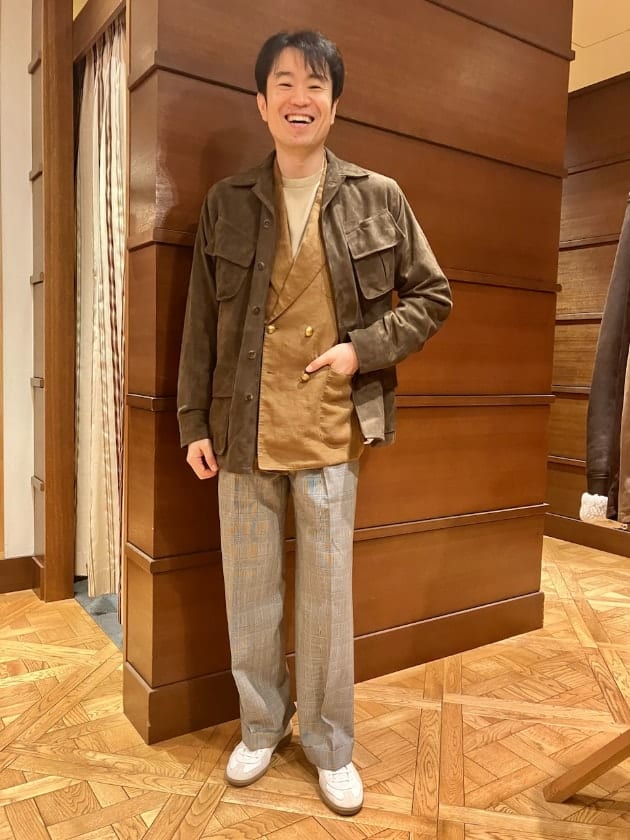 CINQUANTA〉思わず笑みが溢れる石田着用のスエードジャケットを