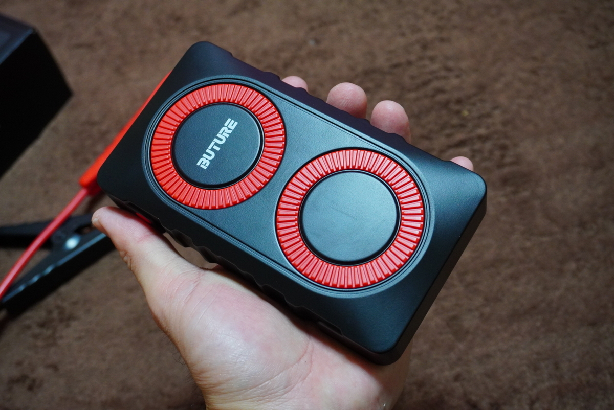 BUTUREのジャンプスターター買ってみた バッテリー上がりやスマホ充電