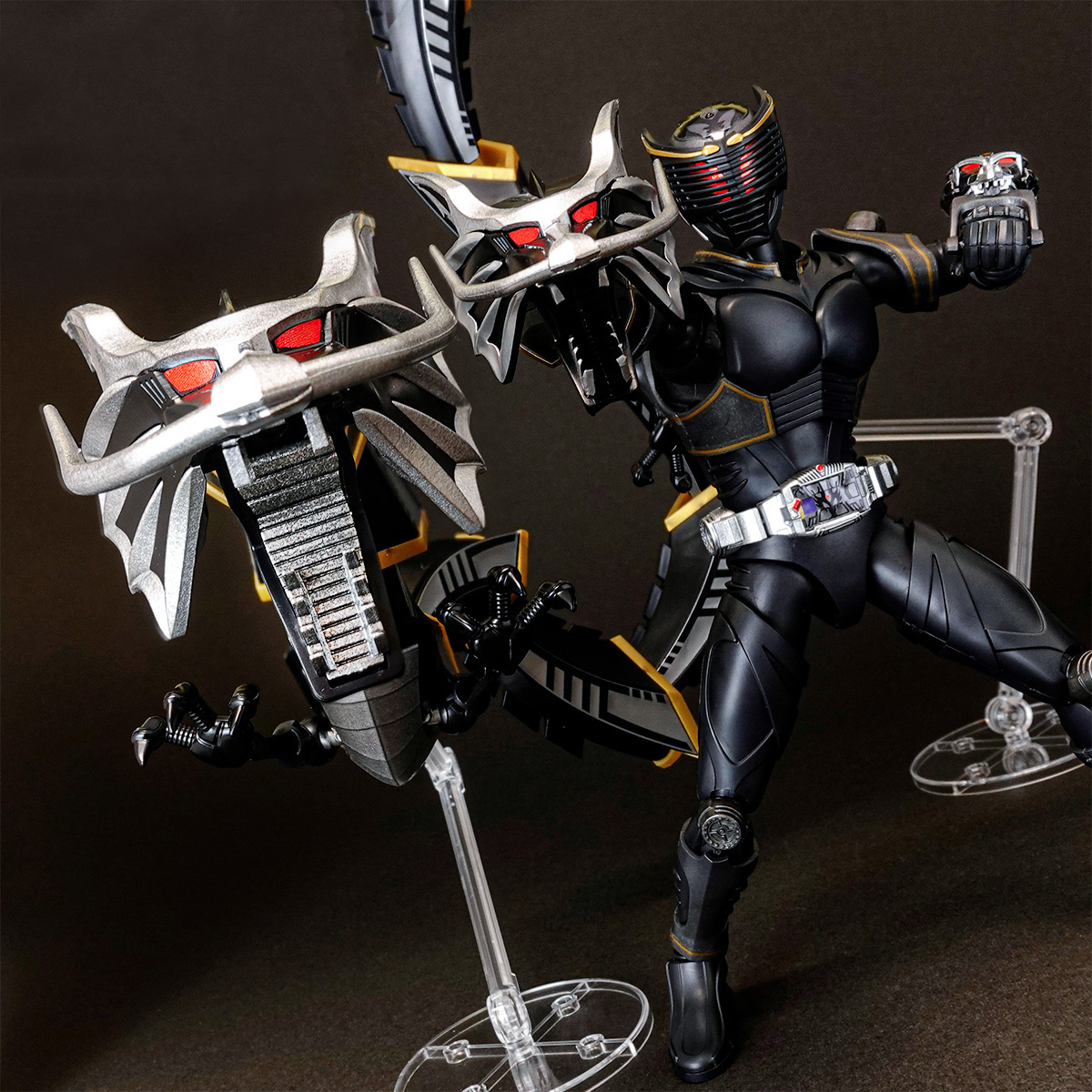 ミラーワールドからのライダー ――― リュウガ‼「Figure-rise Standard