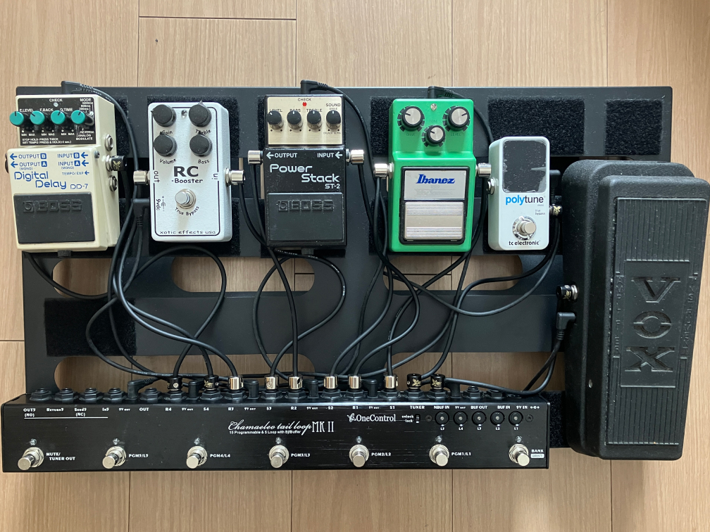 プログラマブルスイッチャーを使ったエフェクターボードの組み方を解説