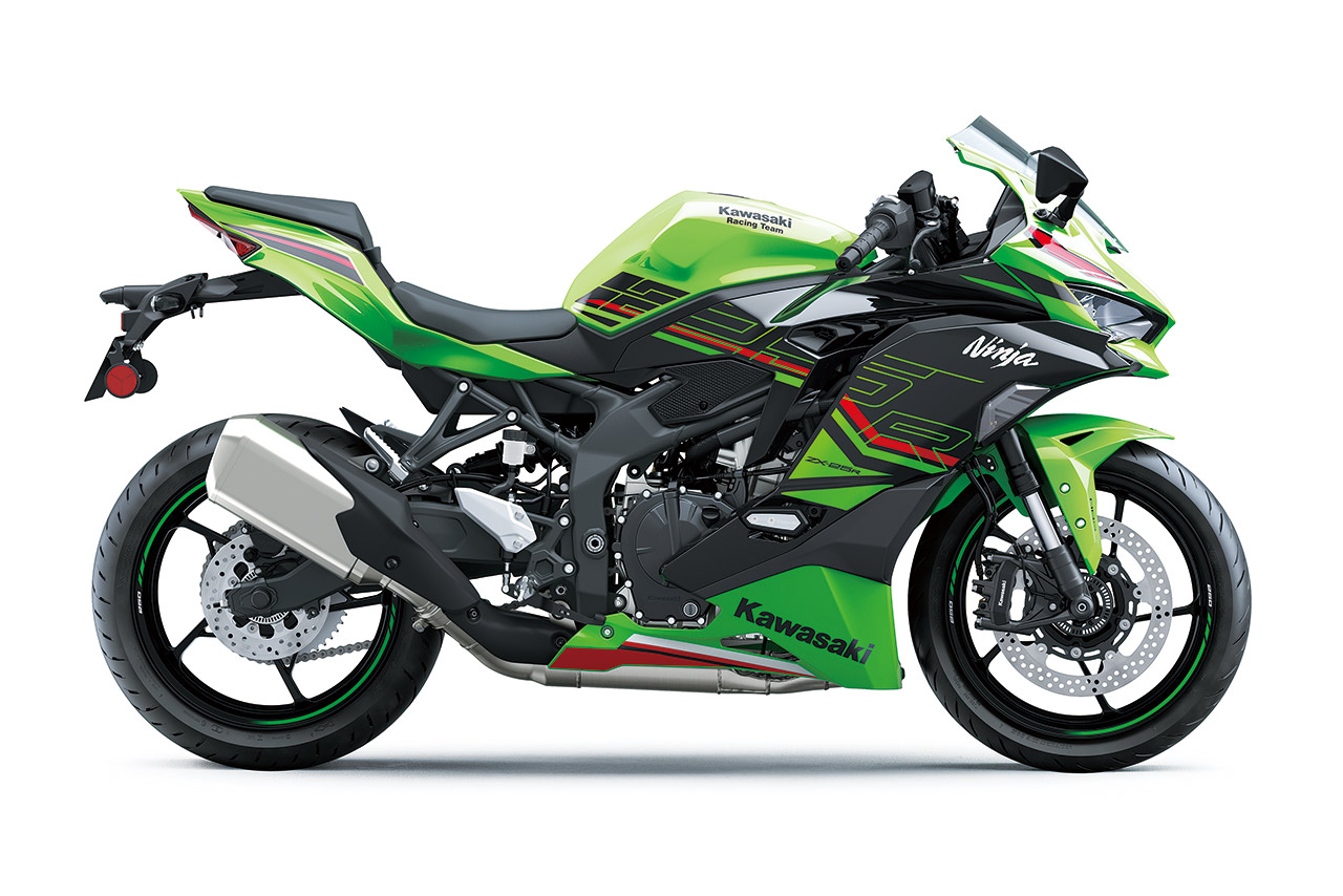 カワサキ、スーパースポーツ『Ninja ZX-25R』の2024年モデルを9月15日