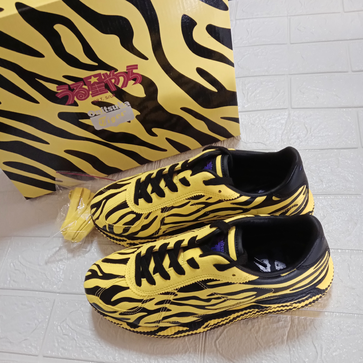 ☆世界700足限定☆うる星やつらxオニツカタイガー☆DELECITY