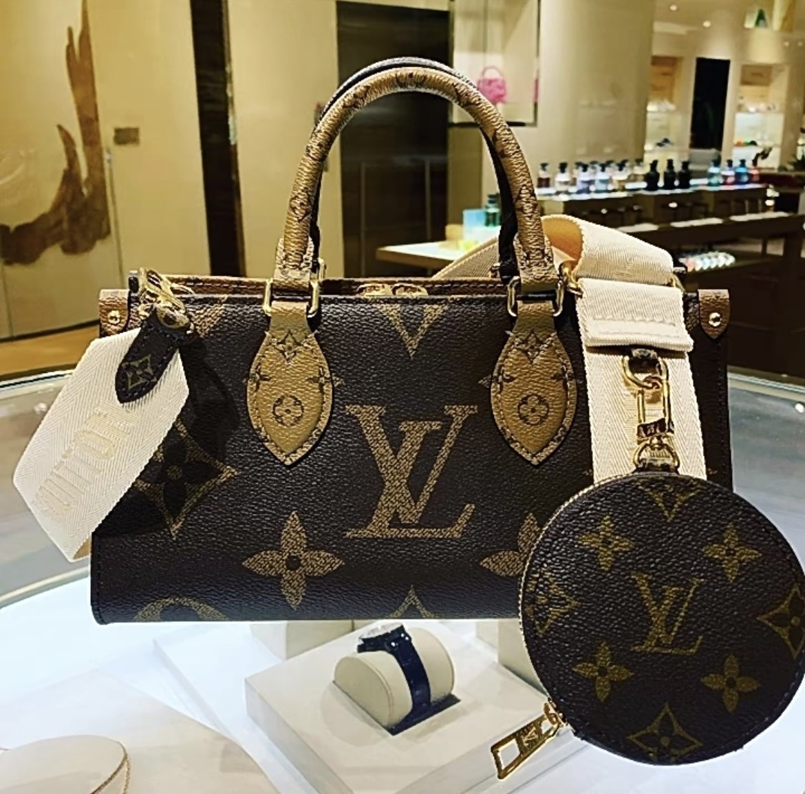 大人気！入手困難！】Louis Vuitton☆ショルダーバッグ (Louis Vuitton